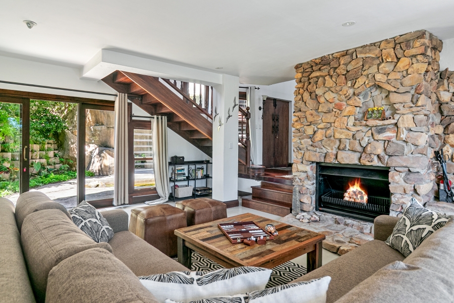 5 Bedroom Property for Sale in Pezula Golf Estate Western Cape